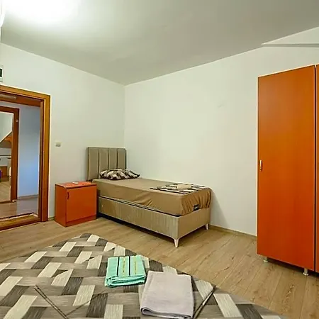 Hotel Izvor *